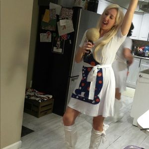 Meet your Posher, Elena